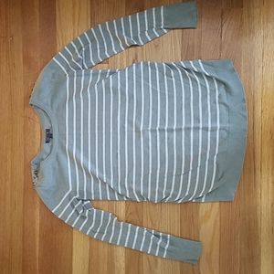 Maternity light sweater